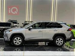 تۆیۆتا ڕاڤ 4